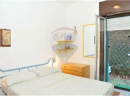 Acciaroli Home
